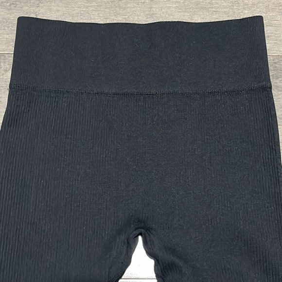 AliExpress Seamless Ribbed Leggings - Black - Small - Picture 3 of 5